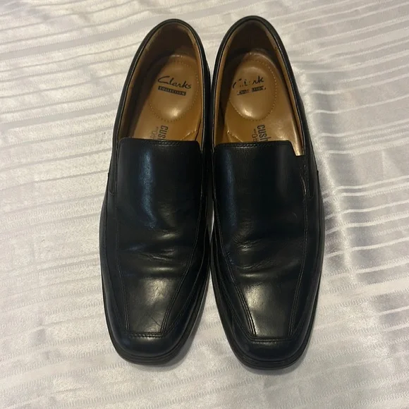 Clarks | Shoes | Clarks Ortholite Black Leather Loafer Sz  display picture 1